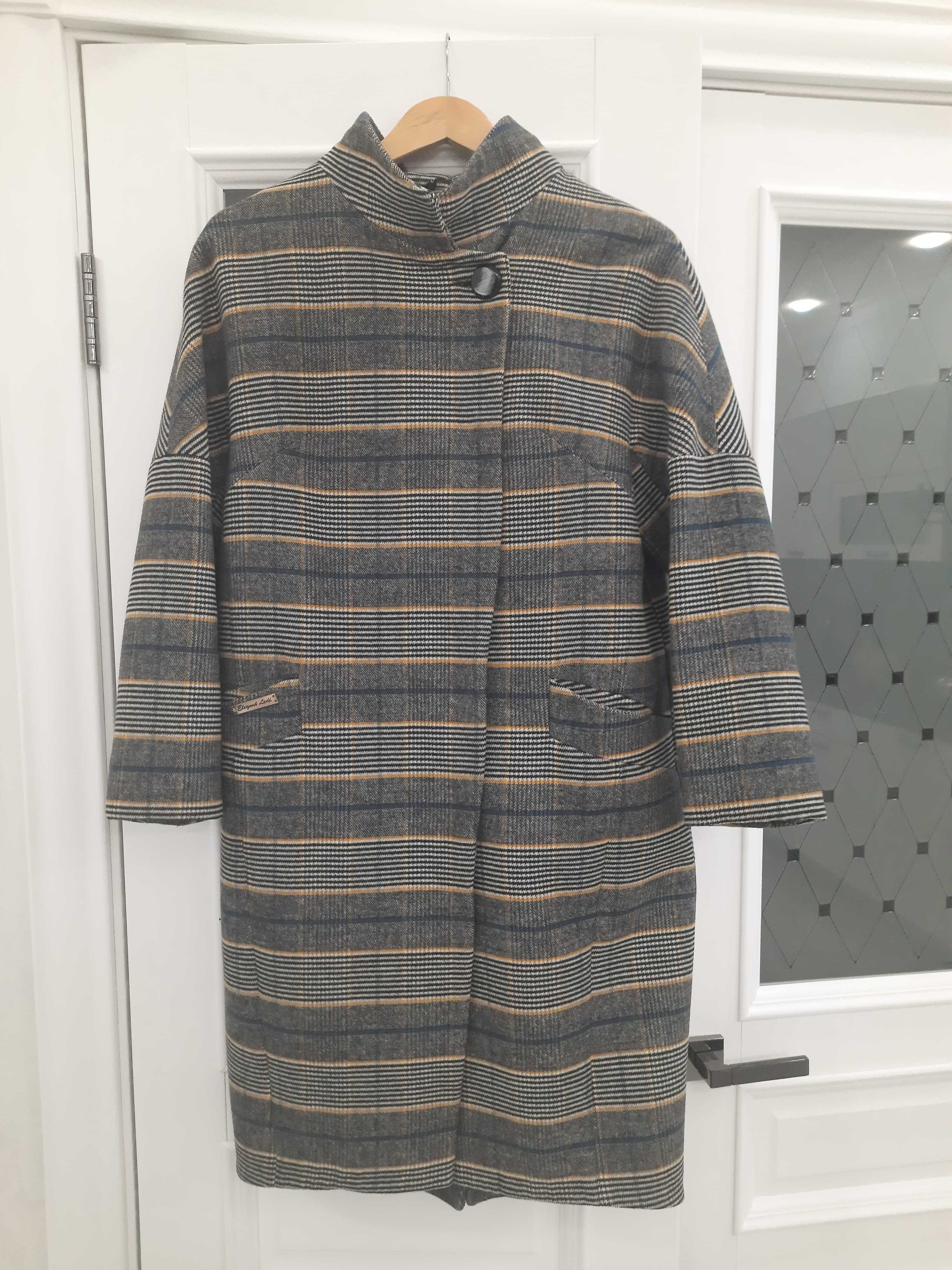Продам женское пальто