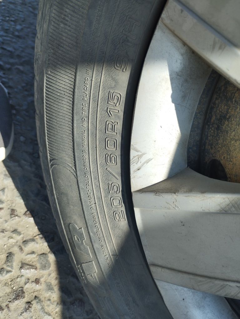 Автошина 205/60 15r