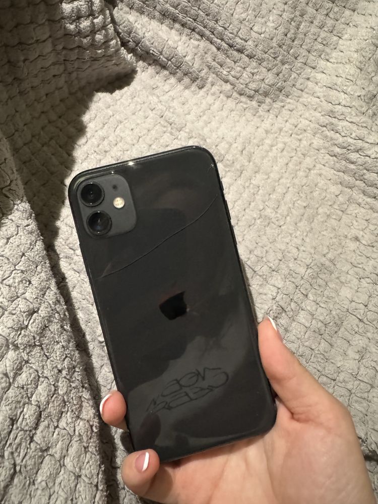 iPhone 11 по сниженной цене • Визуальные дефекты