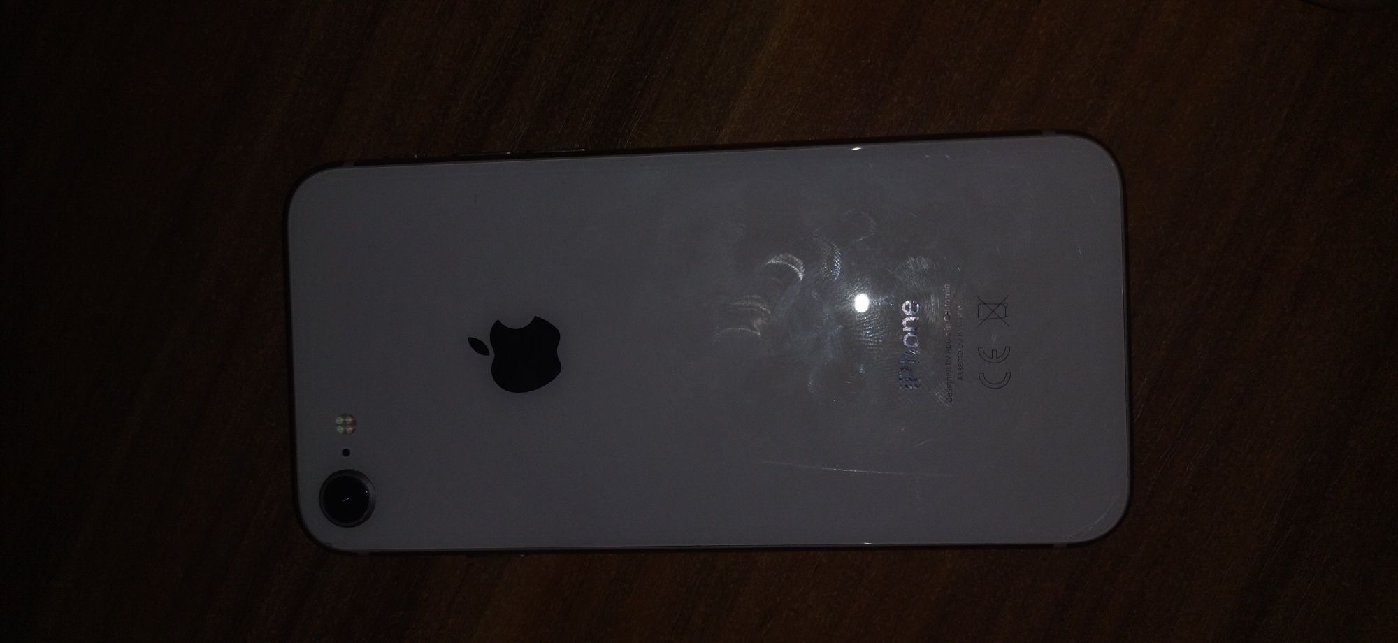 Айфон 8 64gb (идеал,оригелан)