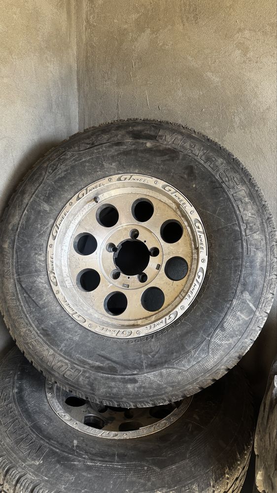 Диски с шинами 5/139.7