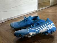 Бутсы футбольные, Nike.