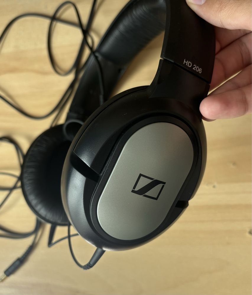 Продам наушники Sennheiser HD 206