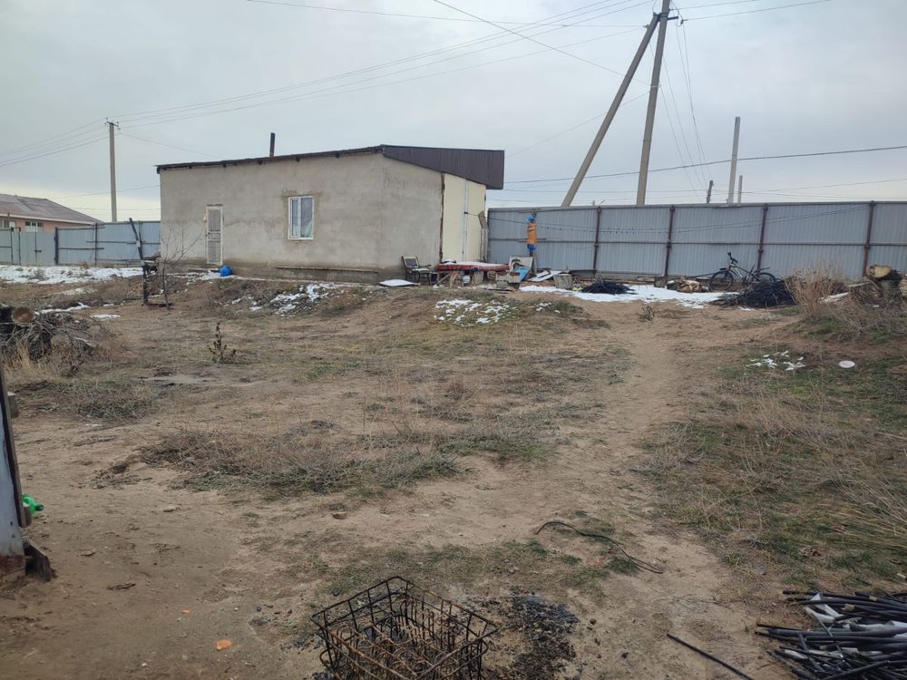 Продаю тёплый, ухоженный дом в хорошем районе.