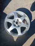 Продам один диск r16 hyundai оригинал
