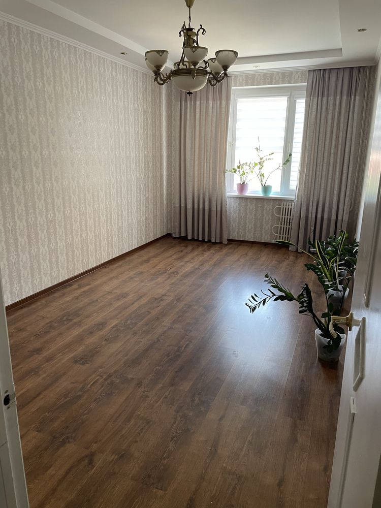 Продам 4-х комн квартиру в 11-26