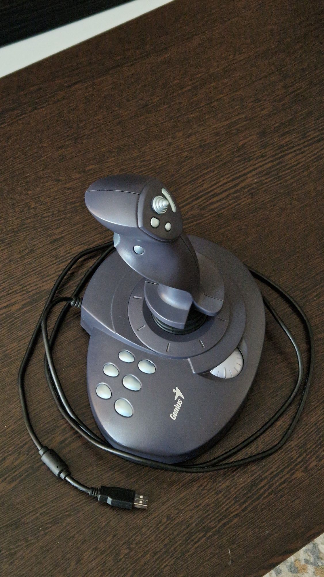 Продам игровой контроллер