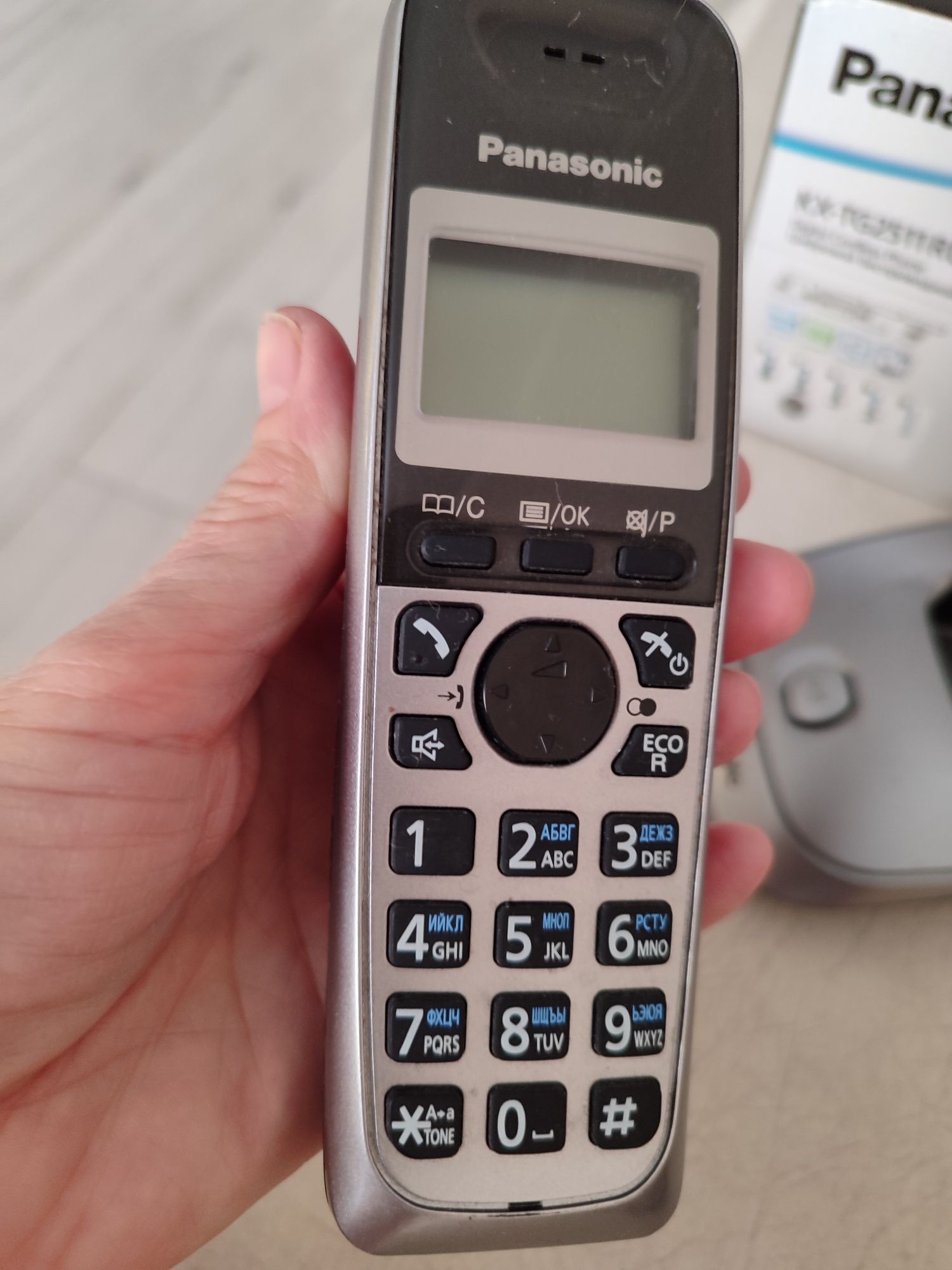 Цифровой беспроводной телефон фирма бренд Panasonic