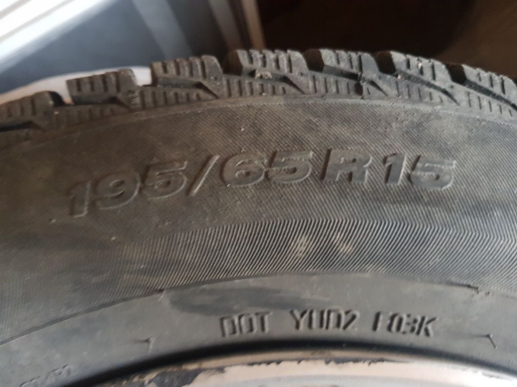 Колеса зимнии 195/65/R15