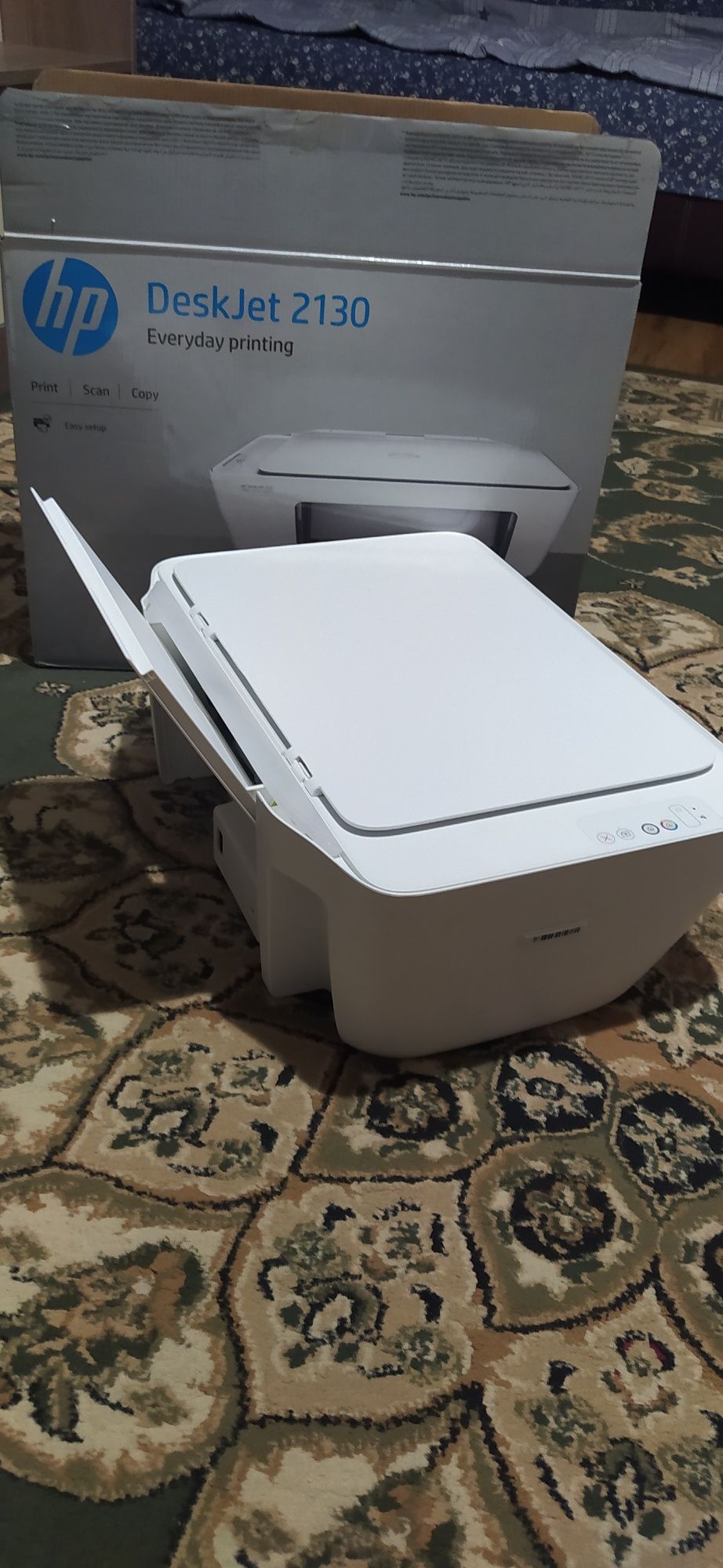 Продам цветной принтер Hp Deskjet 2130 All-in-One series