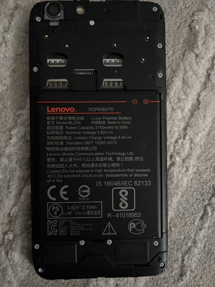 Продам телефон  на запчасти Lenovo K5 plus