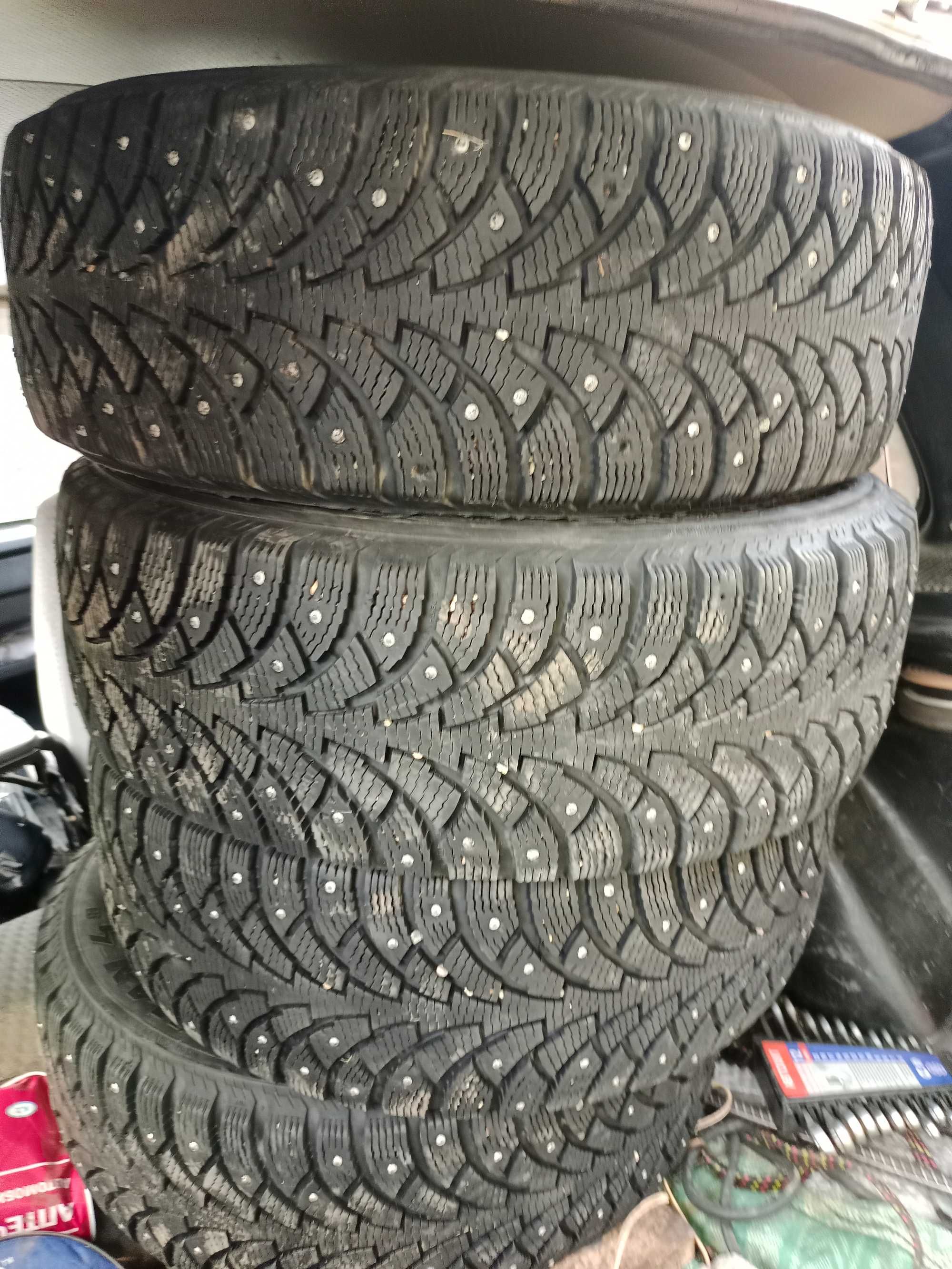Зимние шипованные нордман 4 205/60 R16