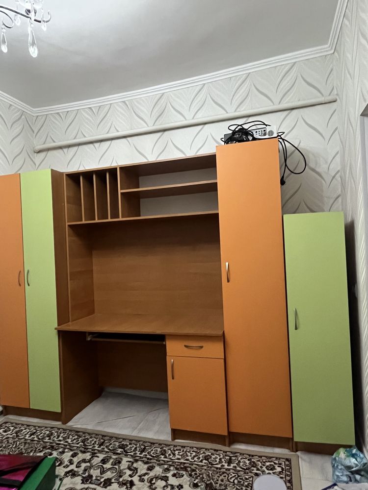 Детский шкаф и 2 кровать + матрас