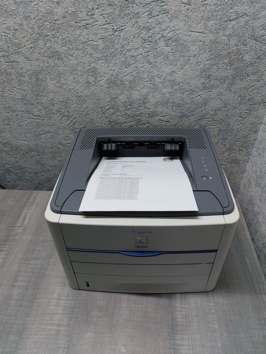Canon LBP 3300
Принтер