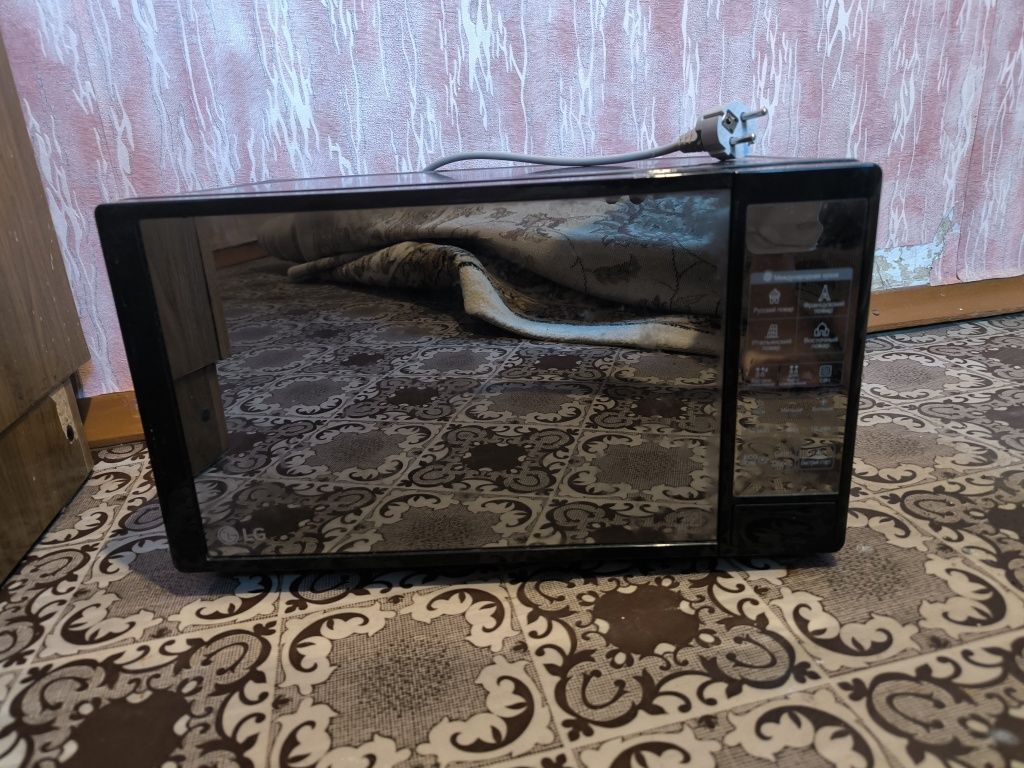Микроволновая печь