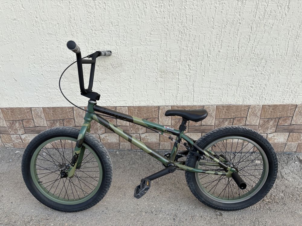 Продам BMX Buster