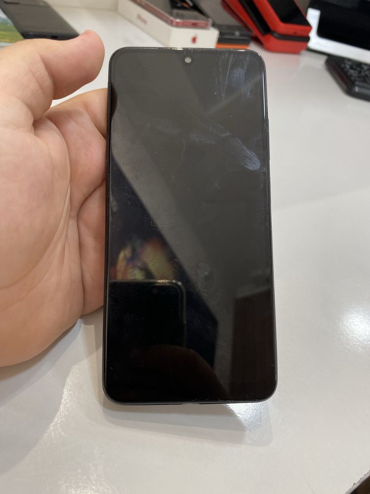 Redmi note 11s 128 GB.