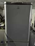 Холодильник Indesit