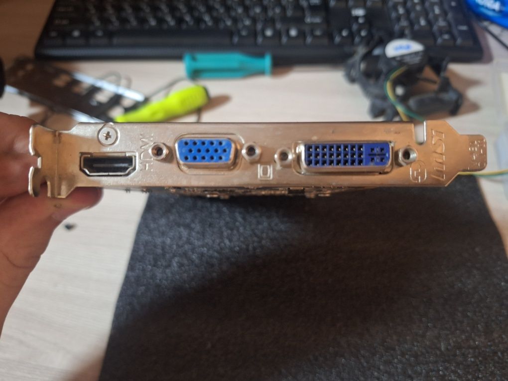 Gt 220 msi на 1gb