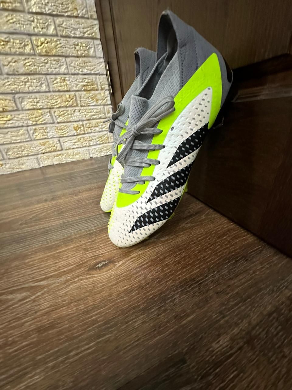 Бутсы adidas predator