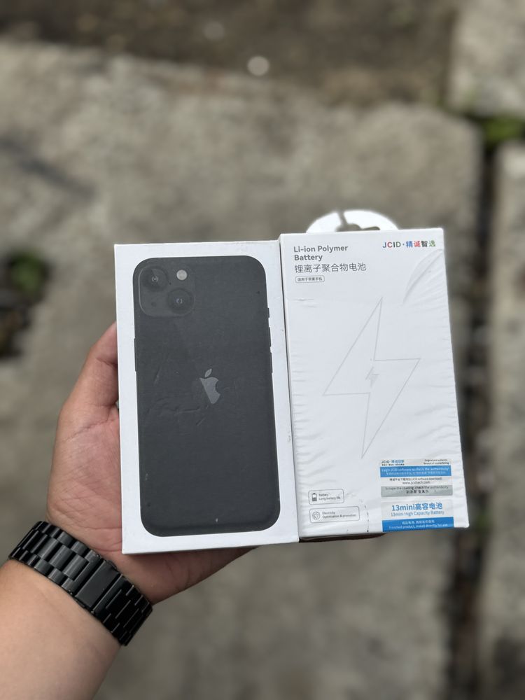 Айфон,IPhone 13 mini 128gb 100%