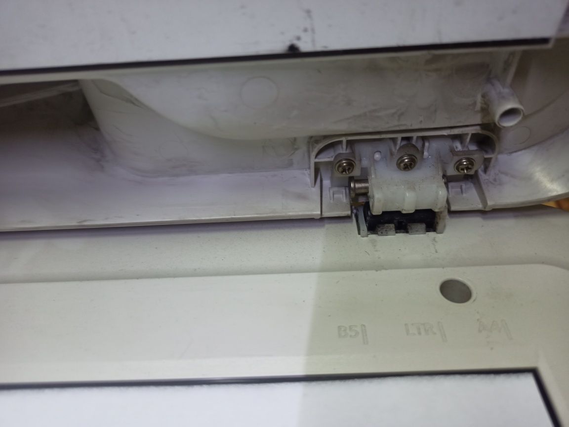 На запчасти Xerox 3220 МФУ, сканер копир принтер новый картридж