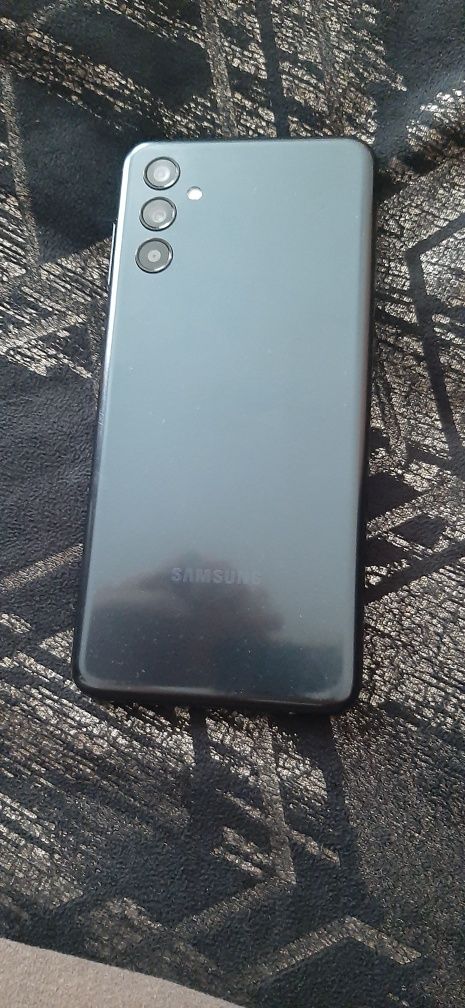 Galaxy M13 64 гигабайт (разбитый дисплей)