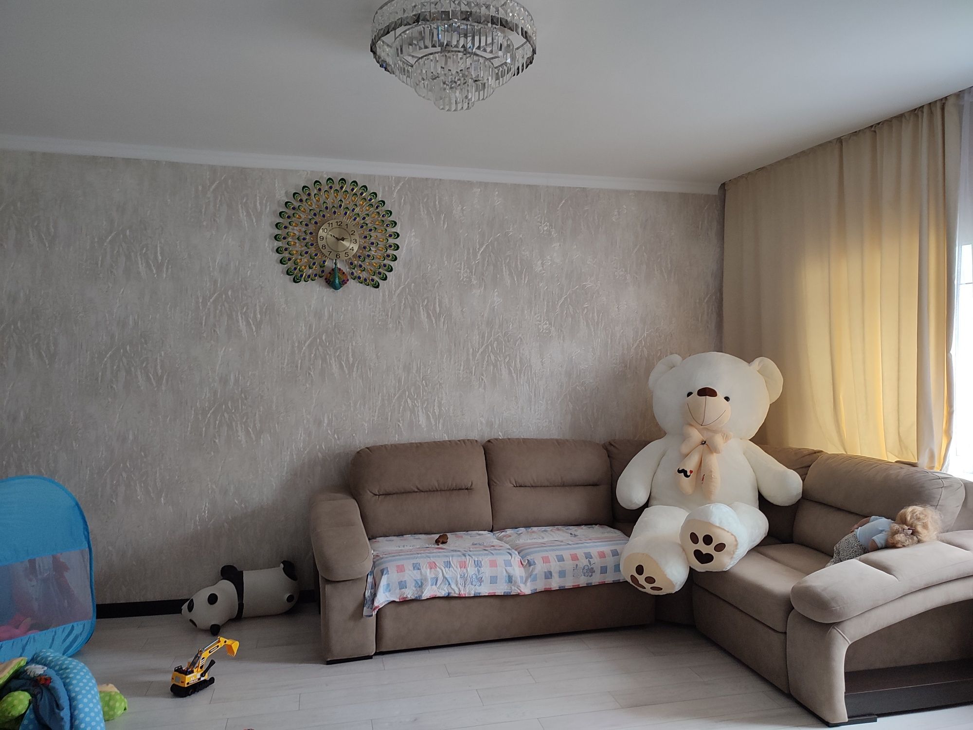 Продам дом в балпык би. В 5 минутах от центра. Рядом воскресный базар.