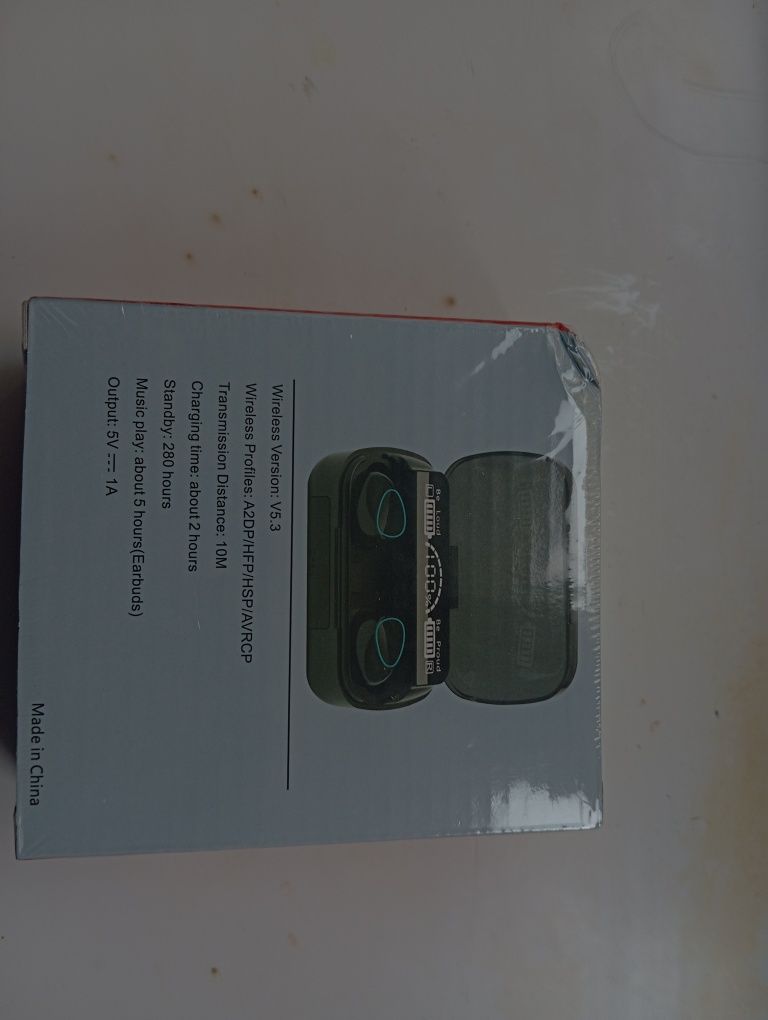 Продаются беспроводные наушники Newest M10