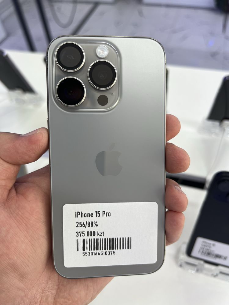 Iphone 15pro 256gb 88%