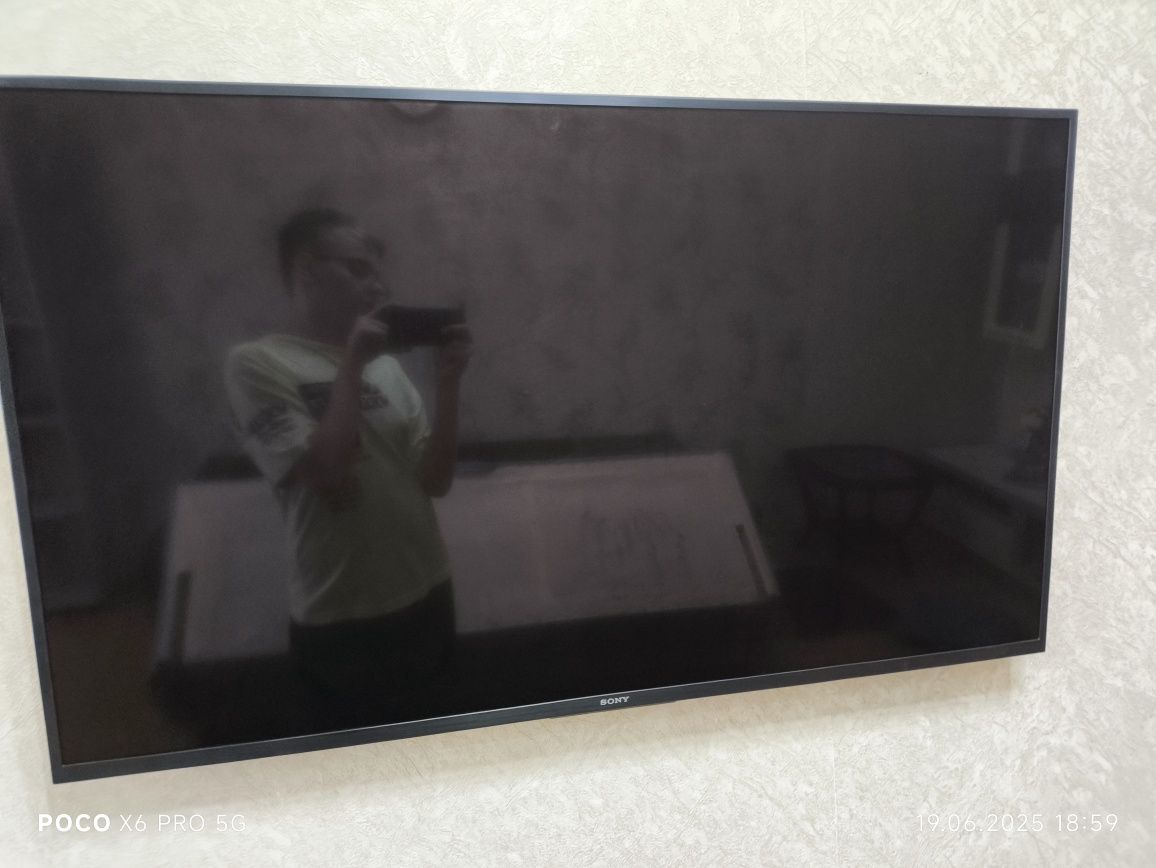Телевизор sony..