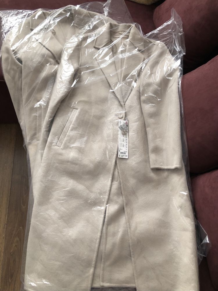 Пальто Uniqlo юникло женское новое белое светлое бежевое