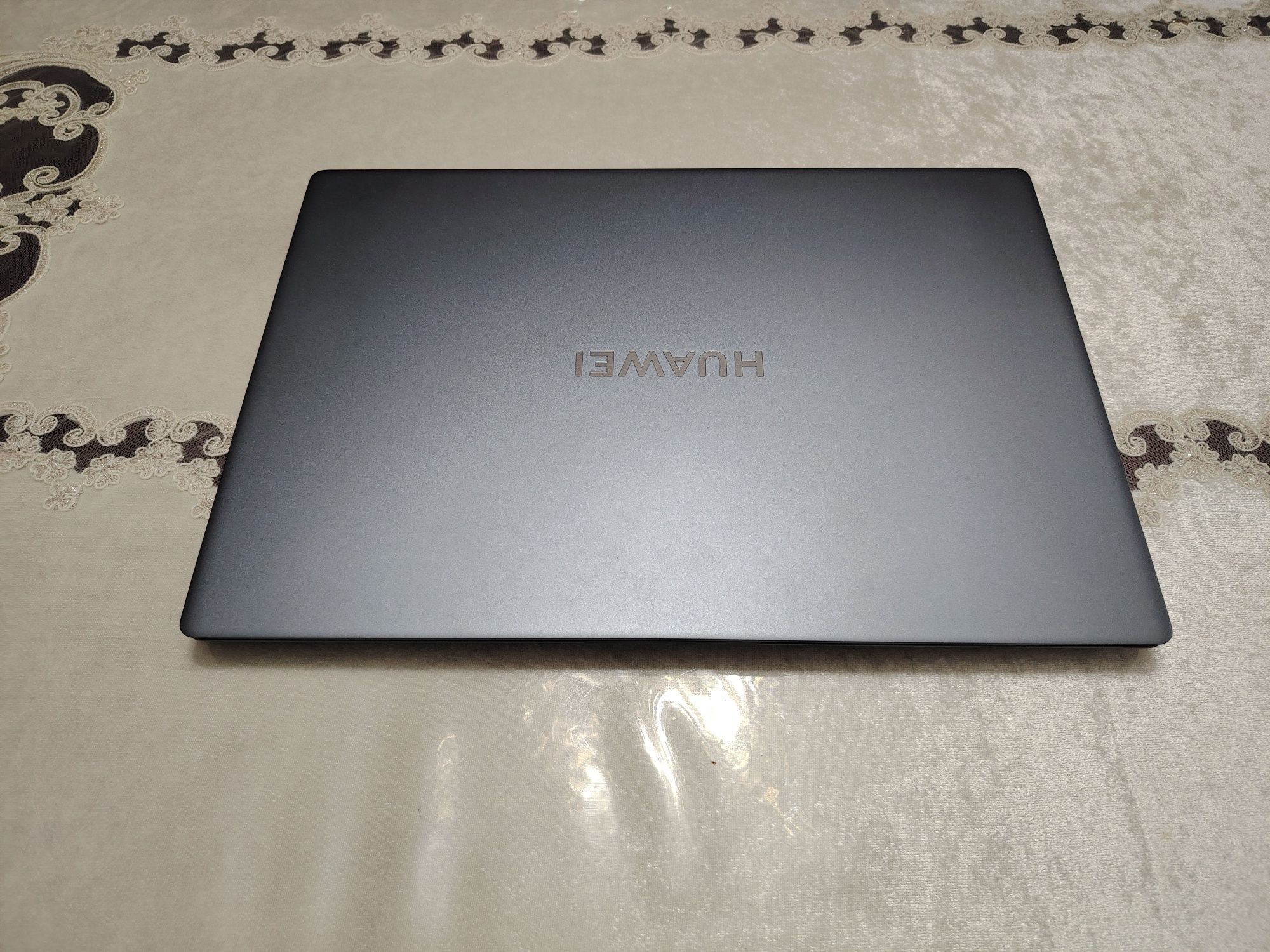 Игровой ноутбук HUAWEI MateBook D16 (Модель MCLG-X)