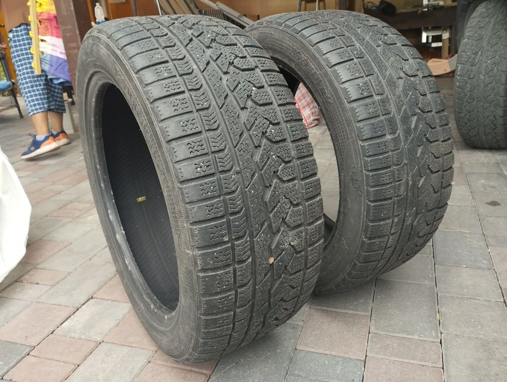 Шины автомобильные 275/45ZR20 110W