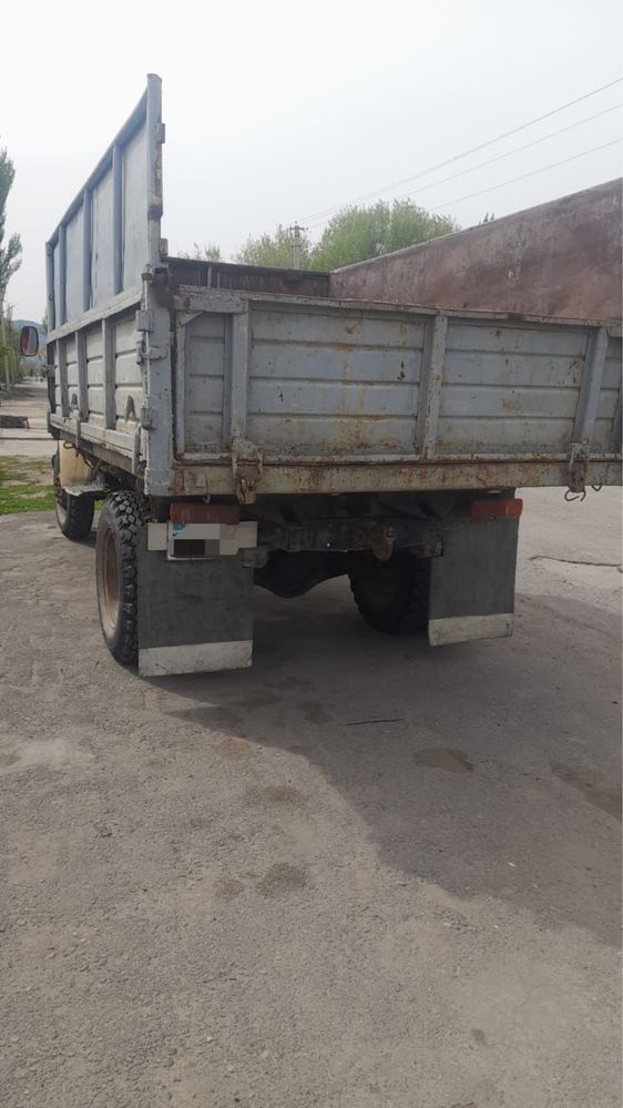 Самосвал.       .