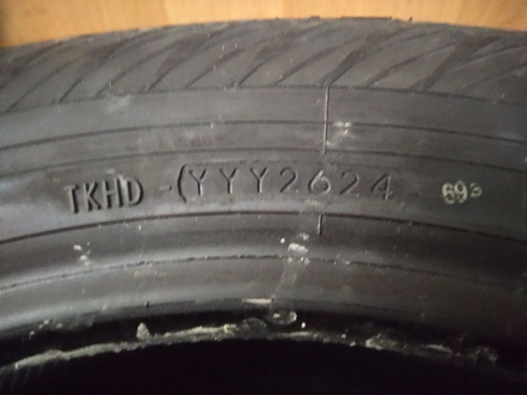 Продам новые зимние покрышки