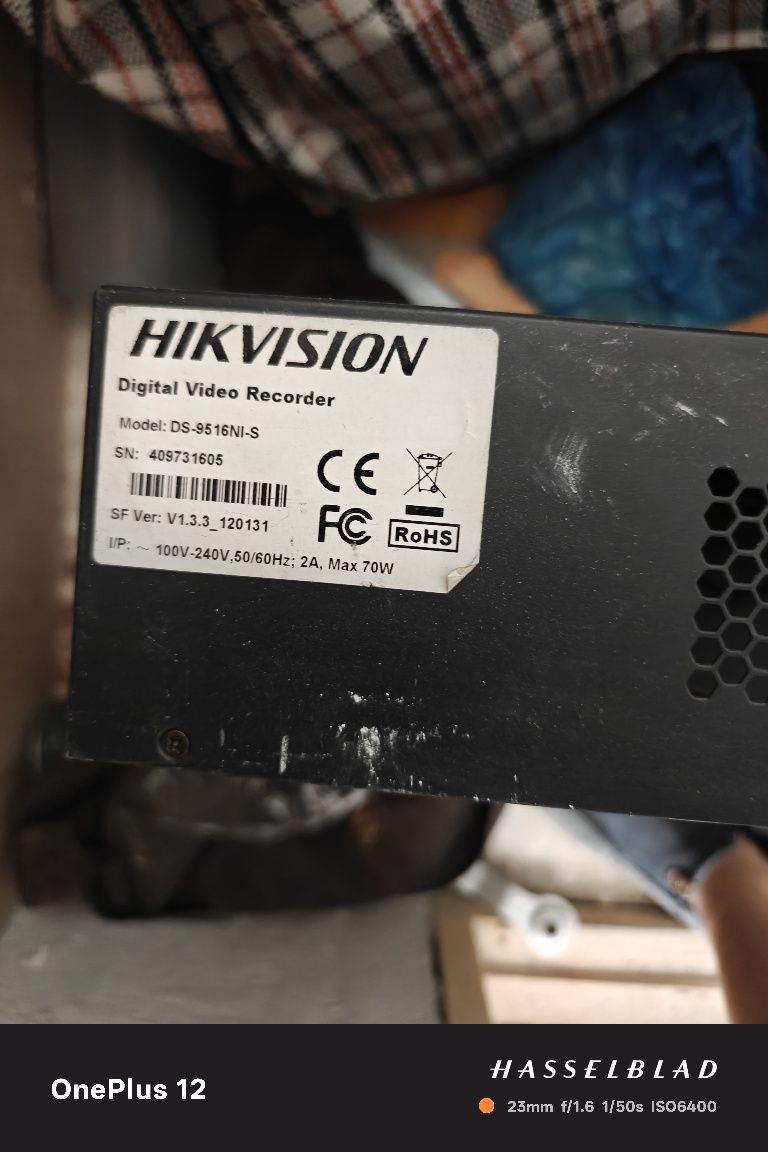 16 канальный видеорегистратор Hikvision DS-9516NI-S