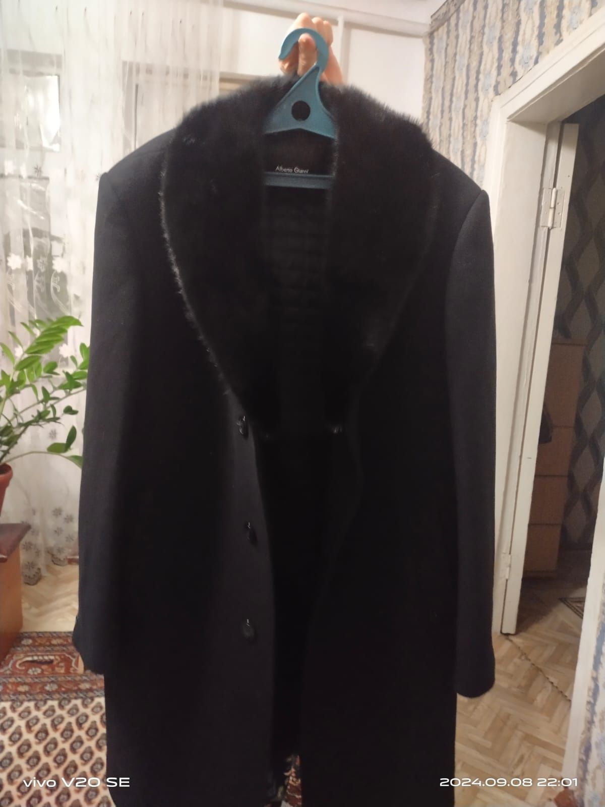 Продам шубу и пальто