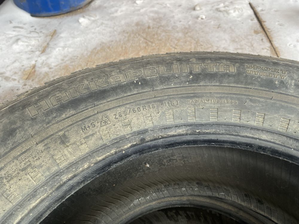 Продам Комплект Зимних Шипованных Шины!.Nokian 285/60 R18-4штуки.