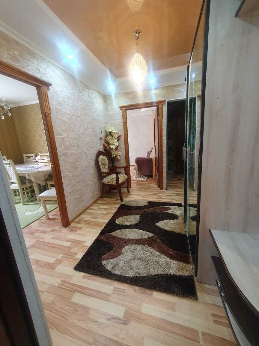 Продаётся 3 ком квартира 6 мкр Кунаева