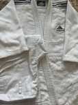 Кимано для дзюдо ADIDAS размер-160 стандартный