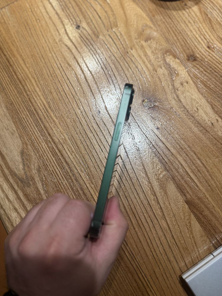 Продантся Iphone 13