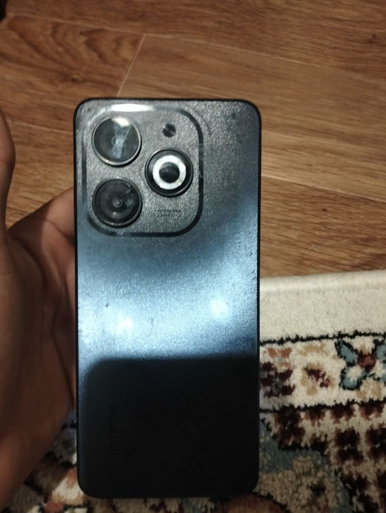 Infinix smart 8 продается