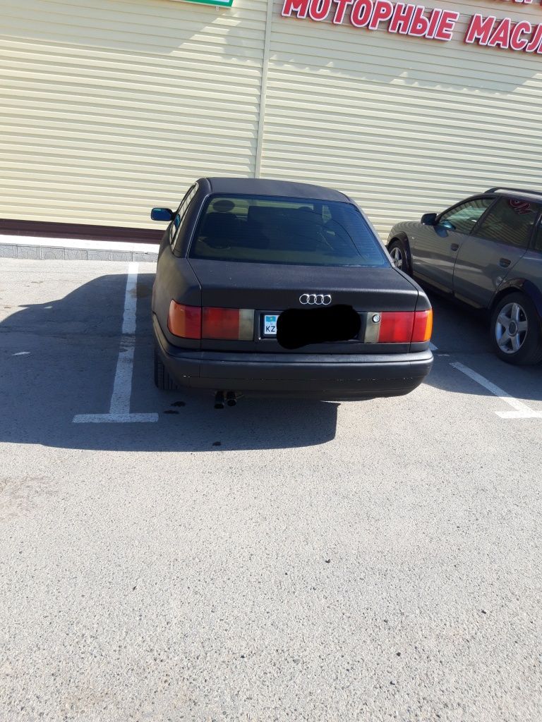 Продам ауди 100 с4
