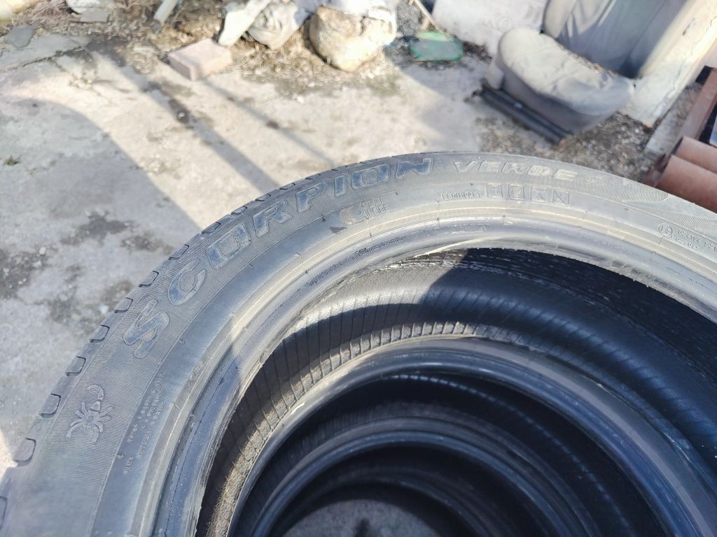Комплект летних шин 235/50 R19 Pirelli