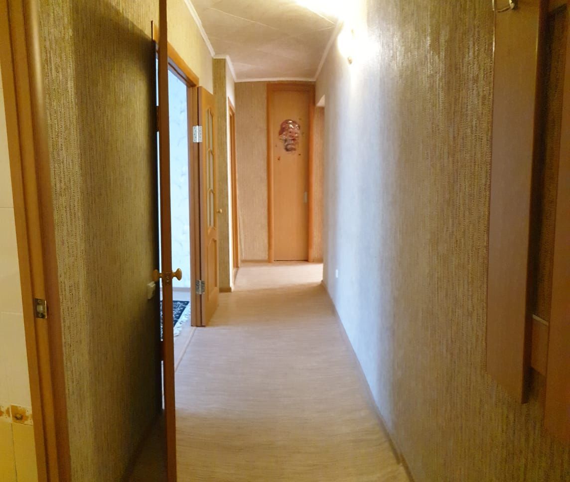 Продам трёх комнатную картиру