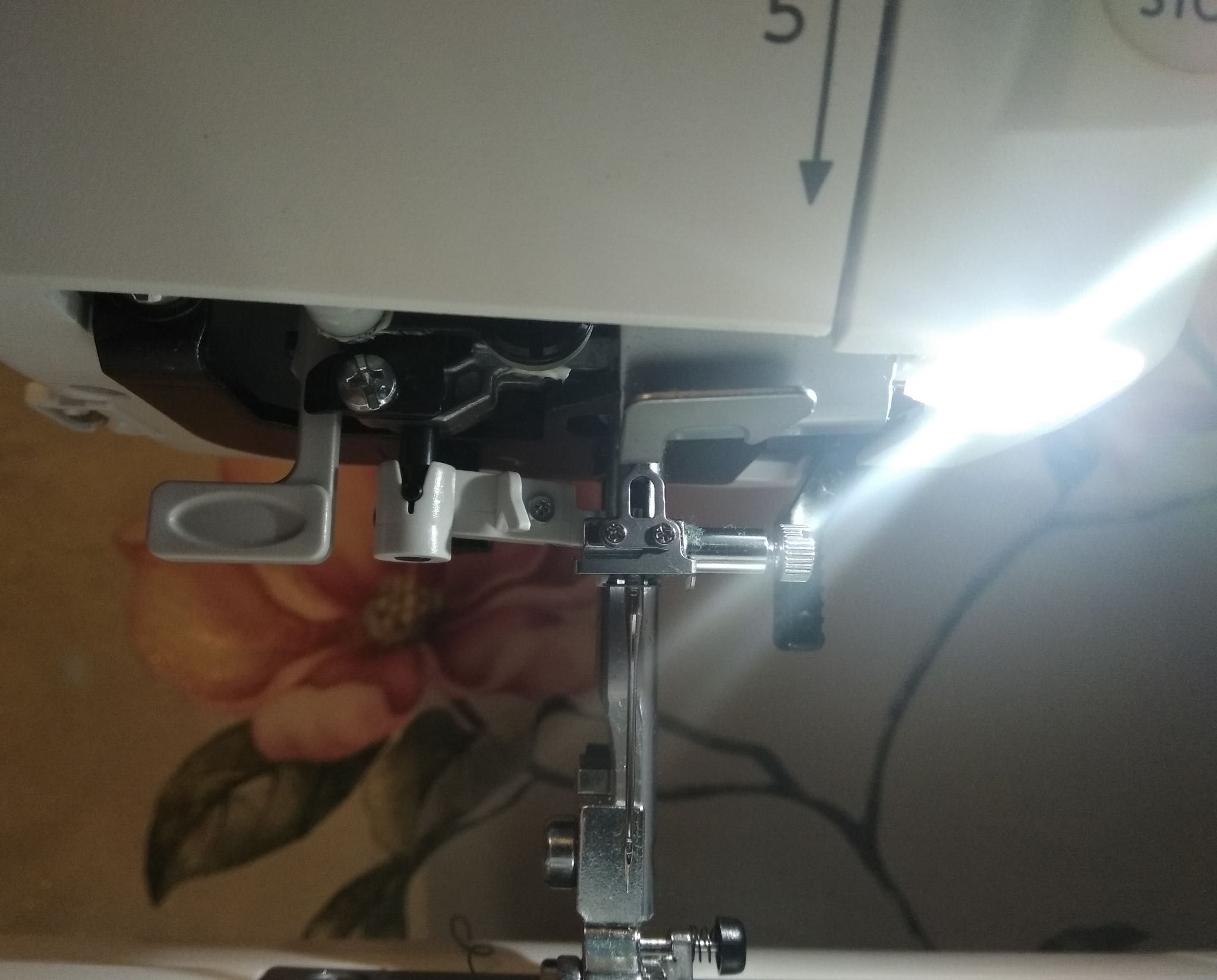 Швейная машина Janome art deco 7180