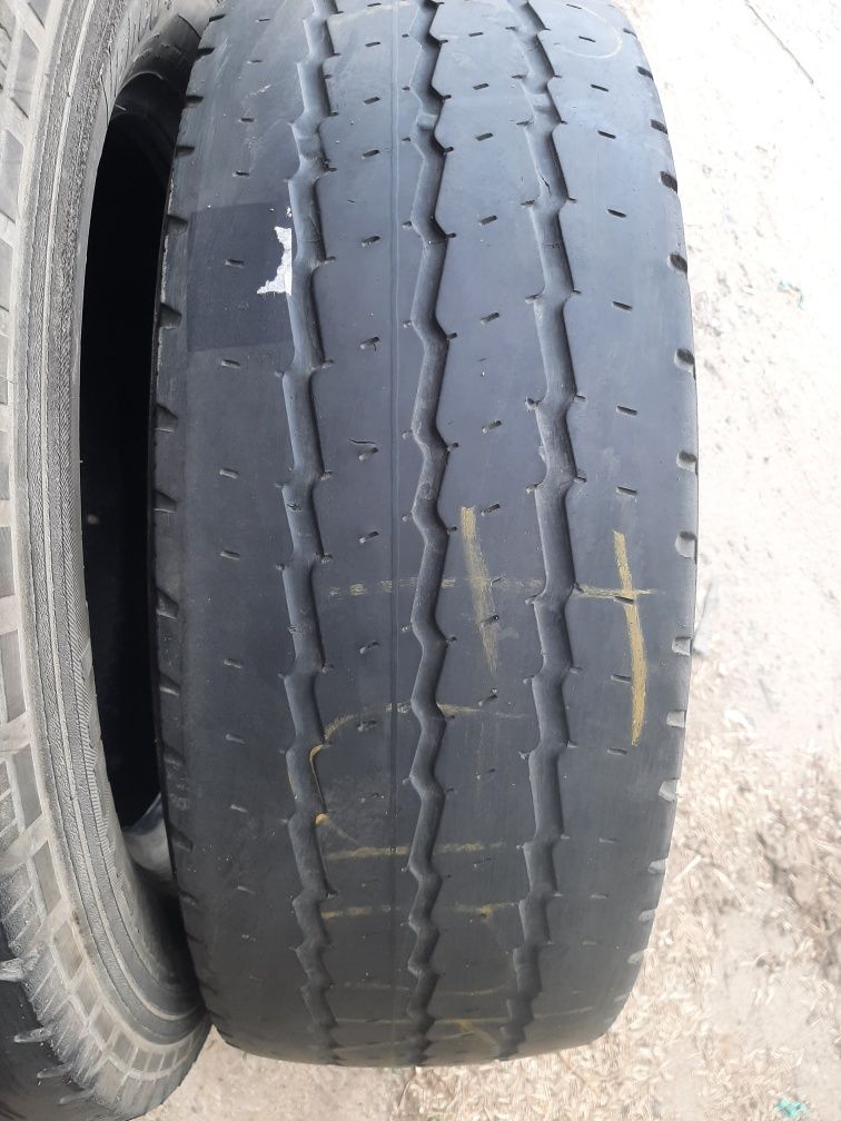 Продам шины 225/65/16С  колинс