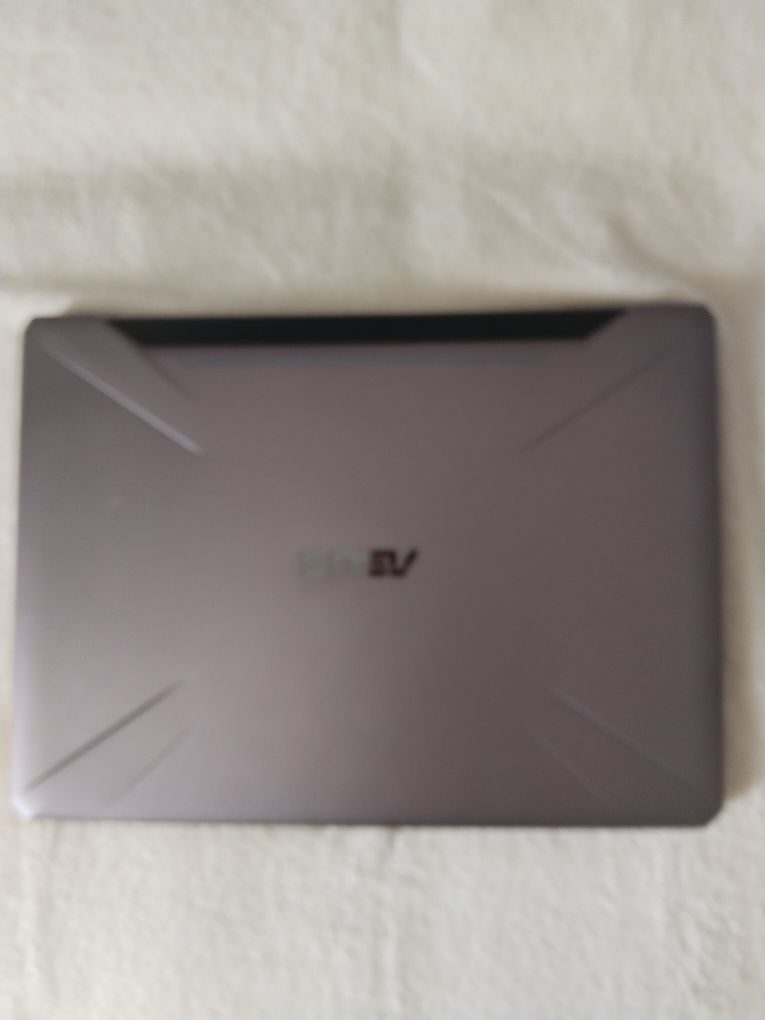 Продаю игровой ноутбук Asus tuf gaming СРОЧНО