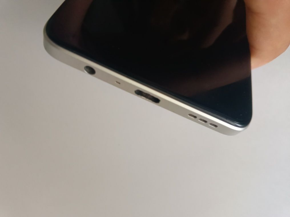 Oppo A3 256/8+8.